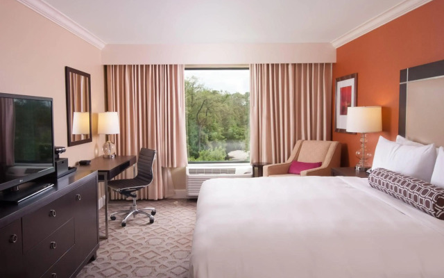 Delta Hotels by Marriott Orlando Lake Buena Vista