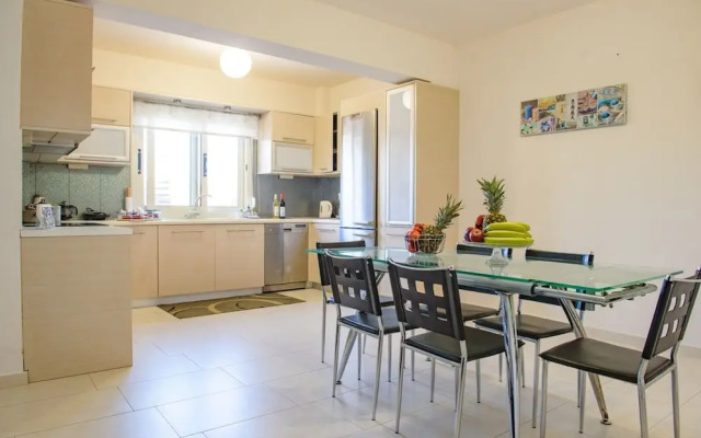 Marie Nicol Apartments 2