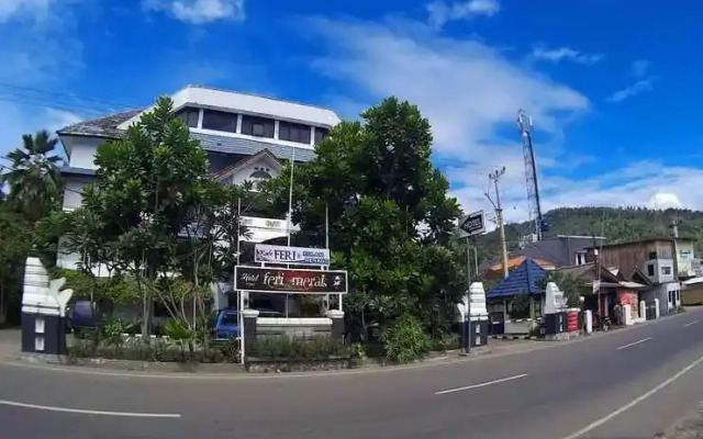 Hotel Feri Merak