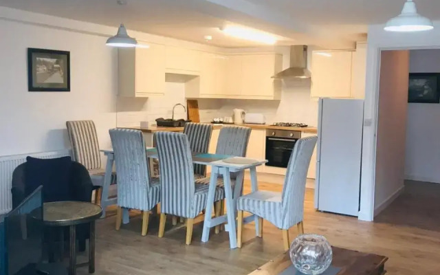 Beautiful Apartment,no 1, With Parking