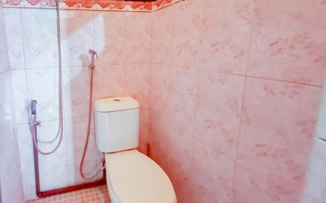 Hotel Gerung 2 near Luwes Mall Nganjuk Mitra RedDoorz
