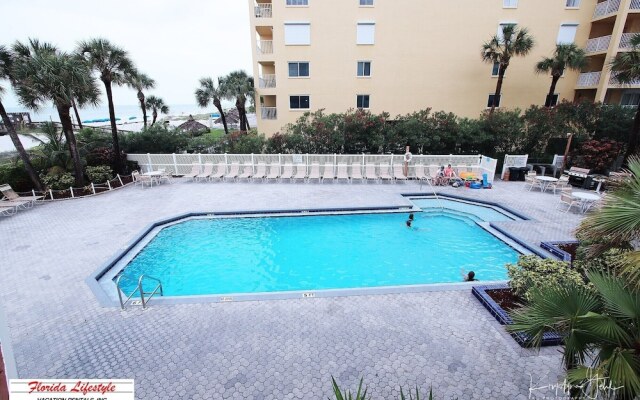 Beach Palms 109