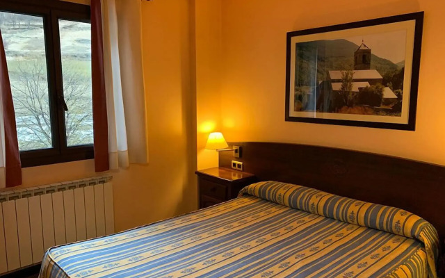 Hotel Romànic