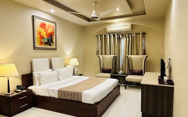 Grand Regent Hotel and Suites