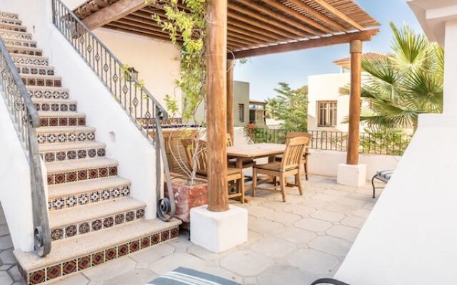 Casa Gali AV 43 2 BR by Casago