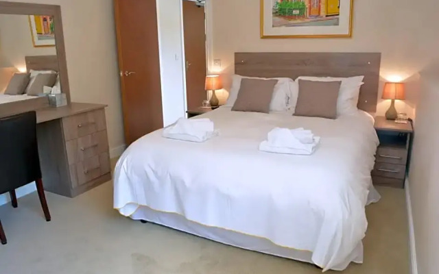 The Greyhound - Winterborne Kingston