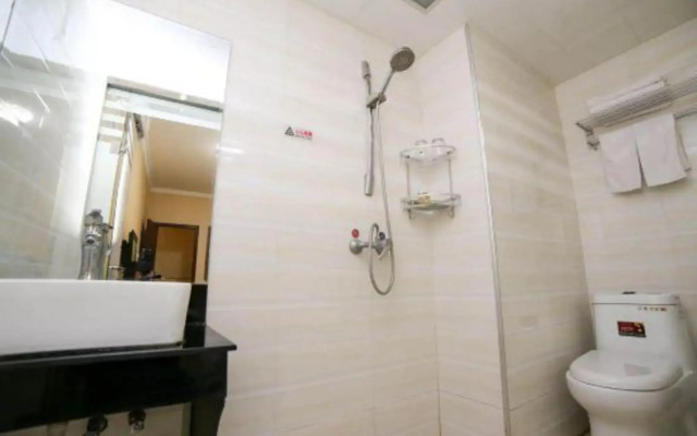 OYO Yichang Hua'ao express hotel