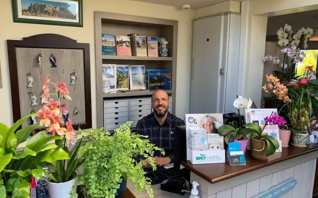 Brit Hotel Lannion - Perros Guirec