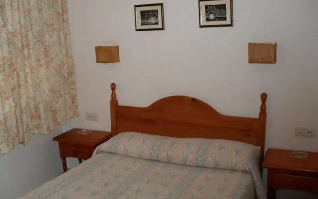 Hostal Versalles