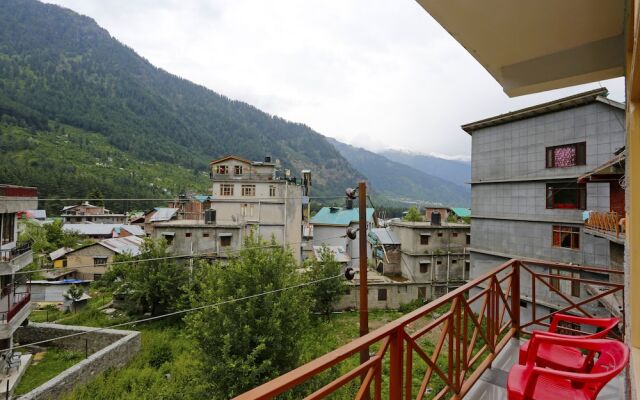 OYO 5698 The Destination Manali