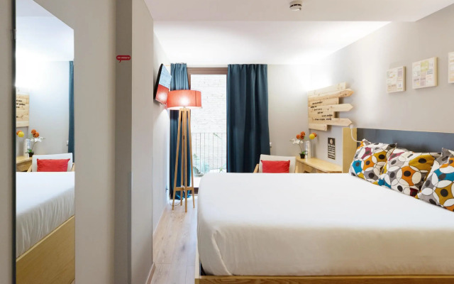 Yeah Barcelona Hostel