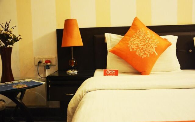 OYO Rooms HUDA Metro Flagship