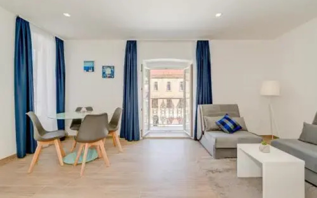 Apartments Villa Tudor