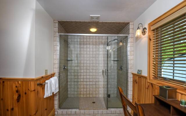 Paradise at Deep Creek 7 Bedroom House