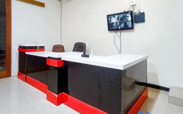 RedDoorz @ RRR Guesthouse Mataram