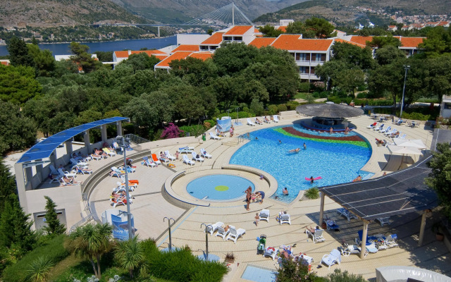 Valamar Tirena Hotel
