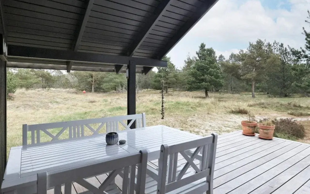 6 Person Holiday Home in Albaek