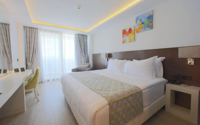 The Nowness Luxury Hotel & Spa (Adults Only 16+)