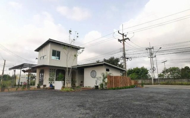 Nararin Garden House