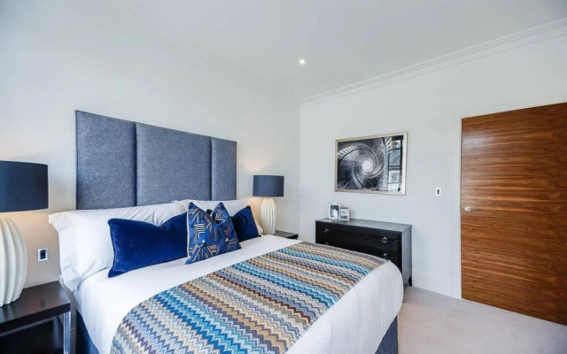 Designer 2 Bed Apartment in Riverside Development