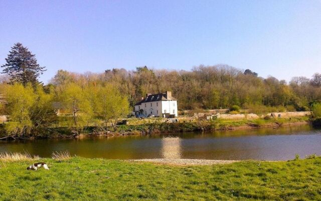 Aberllynfi Riverside Guesthouse