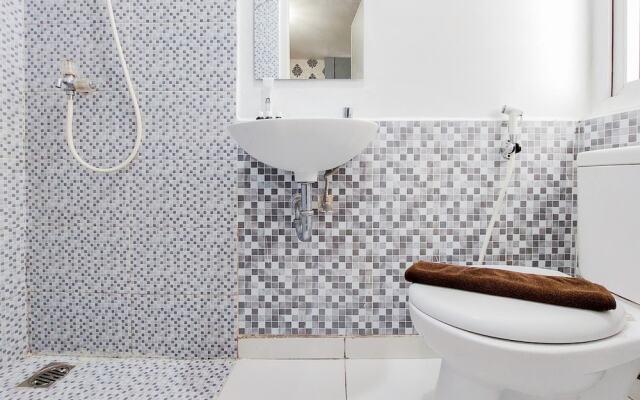 Cozy Stay Studio Apartment At Aeropolis Residence