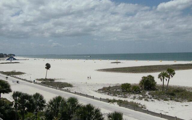 Surf Beach Treasure Island Resort