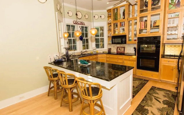 Bella Luna by RedAwning