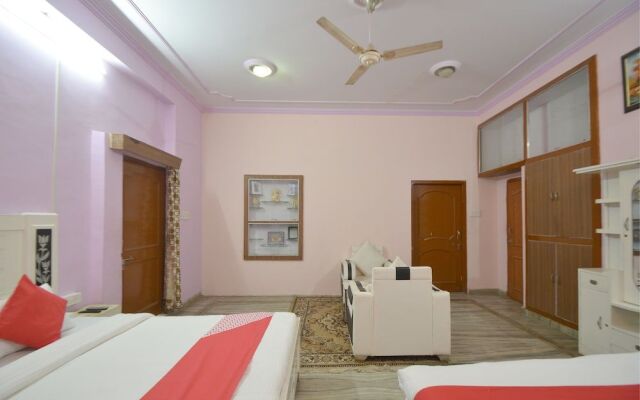 OYO 18515 Hotel Jal Mahal Jhalak Palace