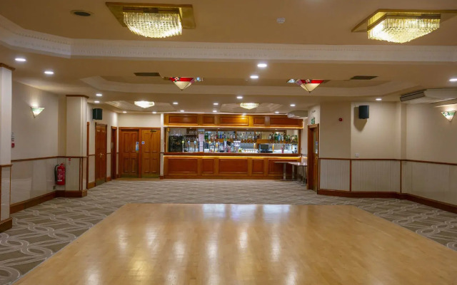 Woodlands Hotel, BW Signature Collection