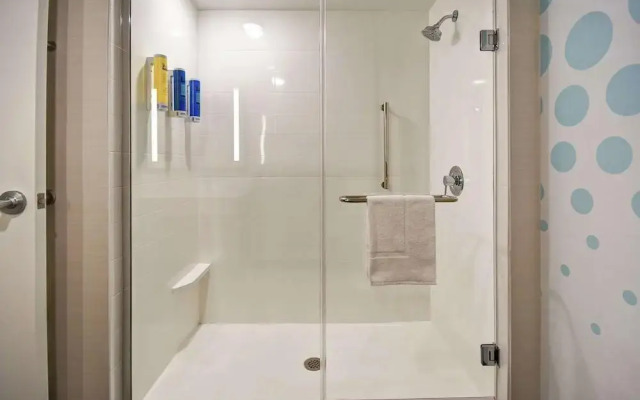 Tru By Hilton Salt Lake City Airport