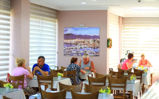 Hawaii Hotel 2