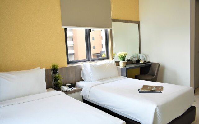 D'Wharf Hotel & Serviced Residence