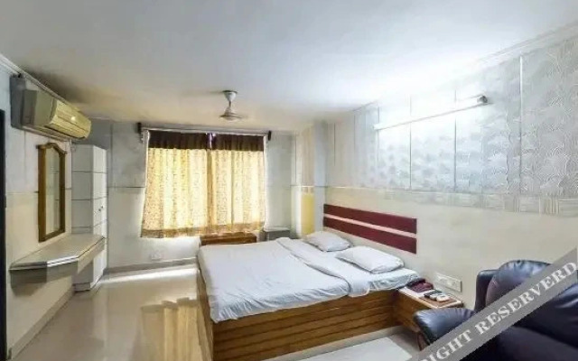 Sarovar Hotel