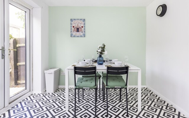 Inglewood Hub London