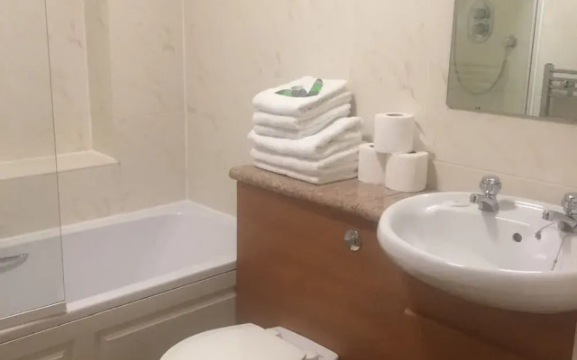 The Cross Square Hotel