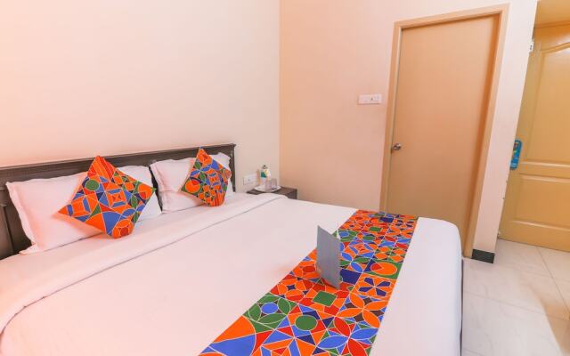 FabHotel Haku Residency