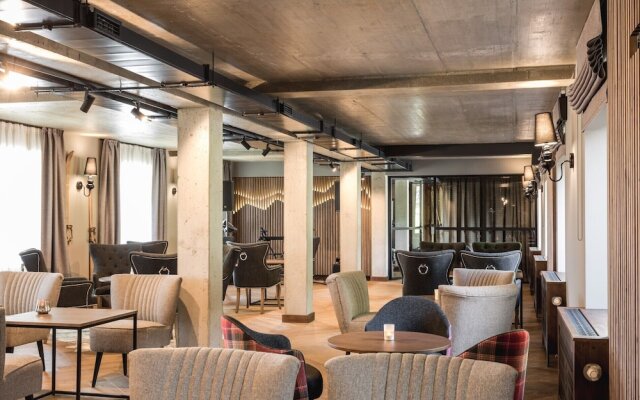 Arietes Marmont Resort