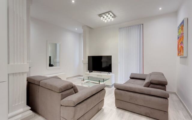 Modern Apartment in the Best Area of Sliema