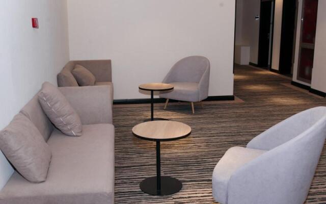 GreenTree Inn Express Cangzhou Yunhe District Mingzhu Market