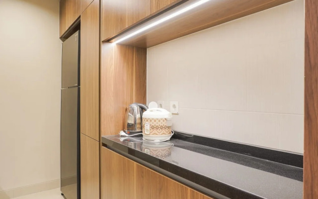 Nice And Elegant 1Br At Branz Simatupang Apartment