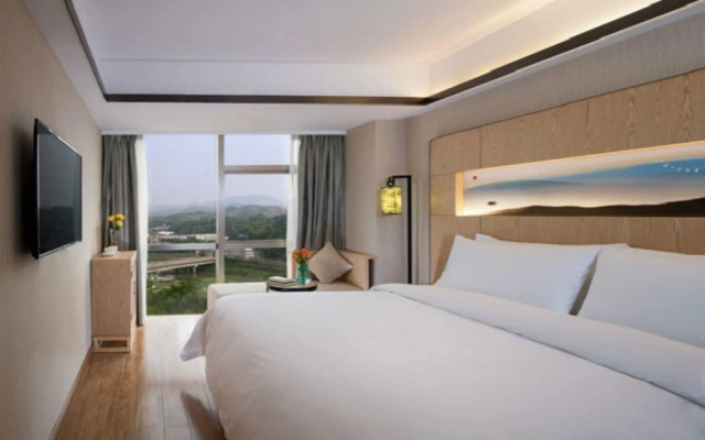Master Hotel Wenjindu