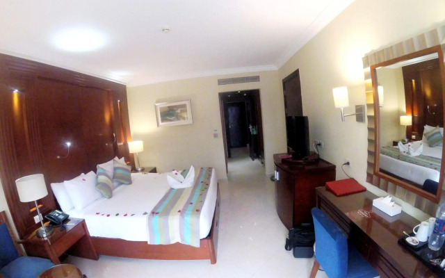 Xperience Sea Breeze Resort