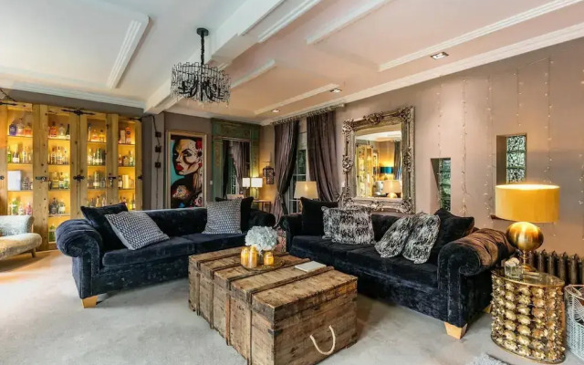 The Cool Belfast Home