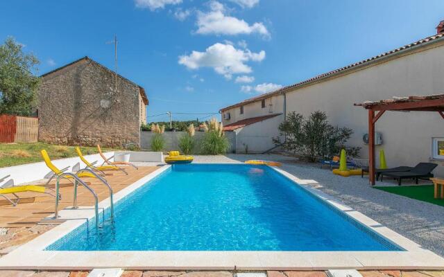 Villa John
