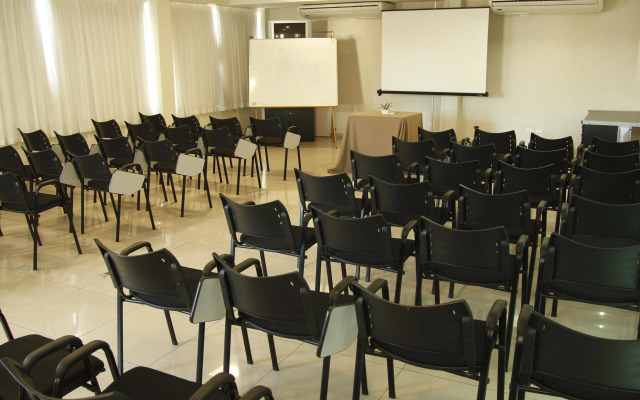 Turis Hotel
