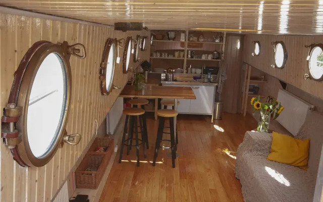 Houseboat De Tulp