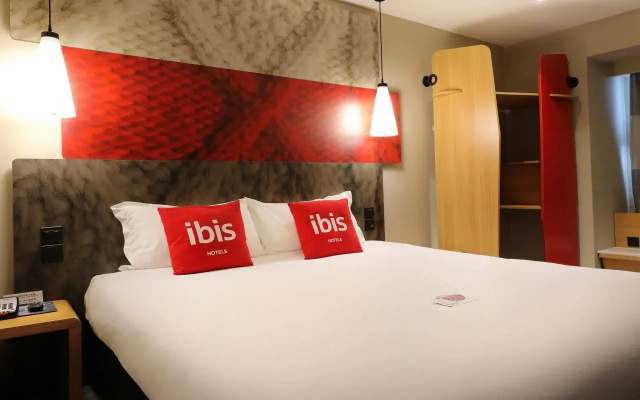 Ibis Dujiangyan Hotel
