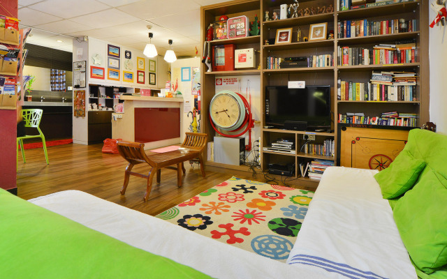 River City Inn - Hostel