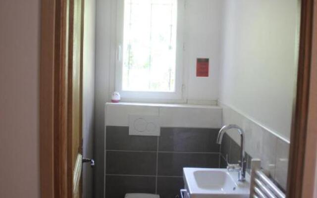 Maisonnette Dans Le Verdon